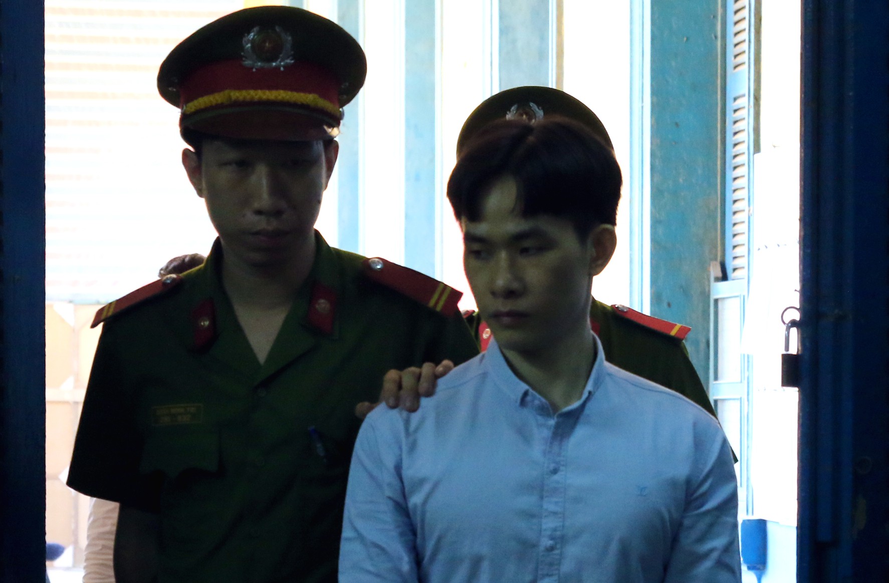 Buôn "khúc gỗ độc", lãnh án tử hình