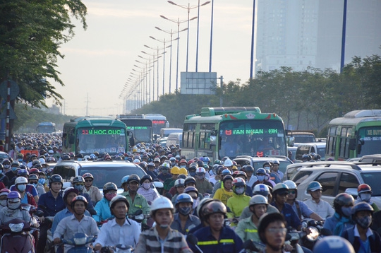 Vì sao chúng tôi chọn Grab và Uber, ông Chủ tịch Transerco biết không?