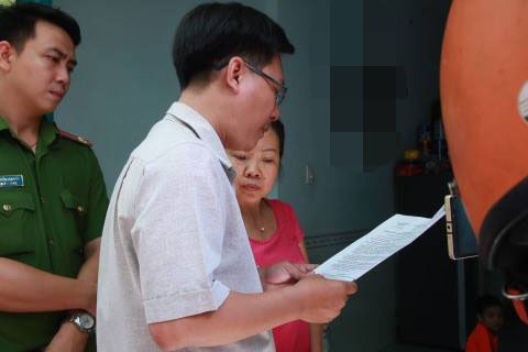 Bảo mẫu đánh đập trẻ chỉ để... hù dọa (?)