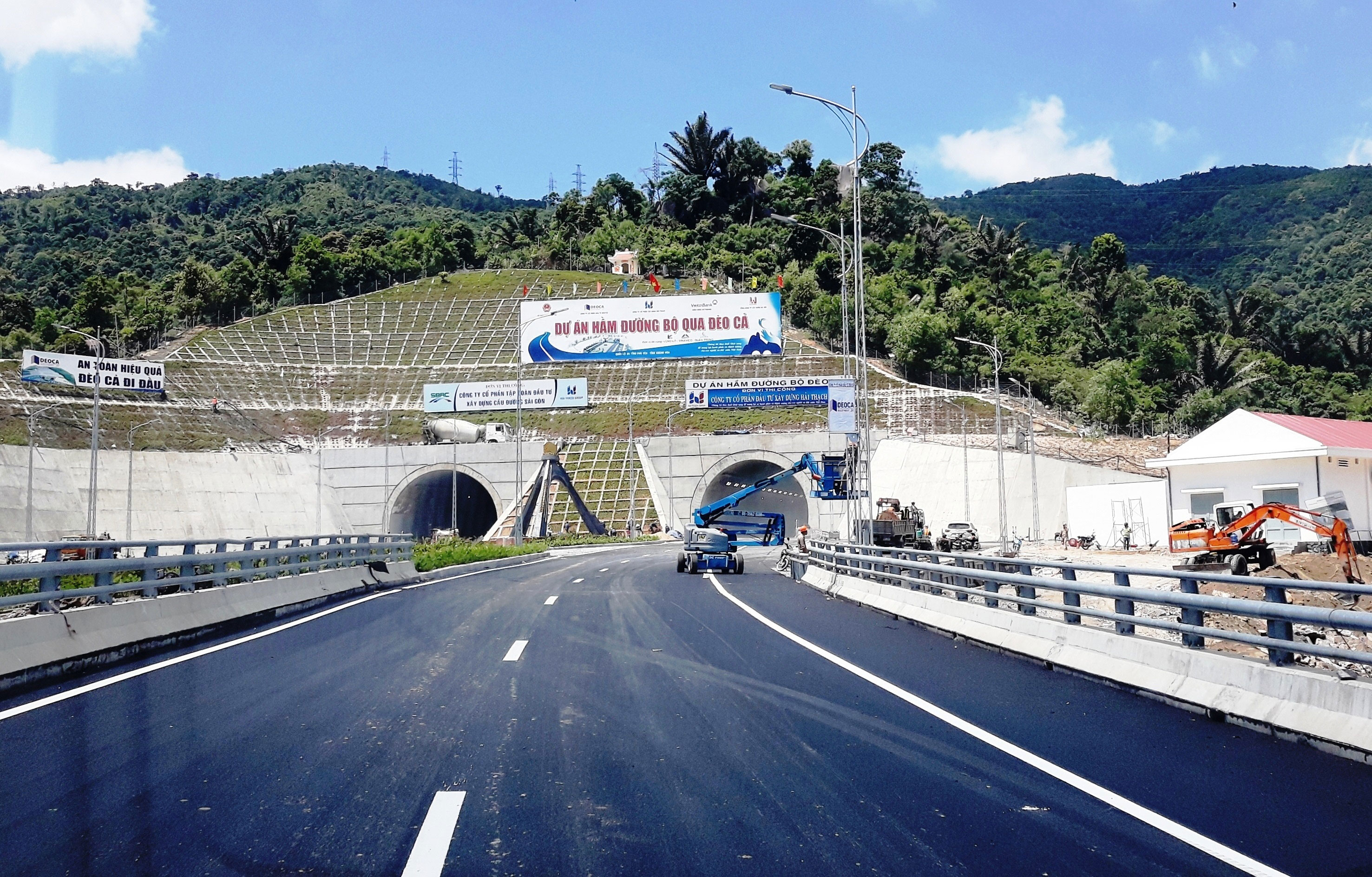 Chắp cánh cho miền Trung