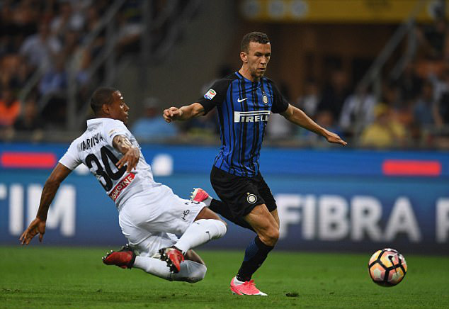 M.U đề nghị 44 triệu bảng cho Perisic