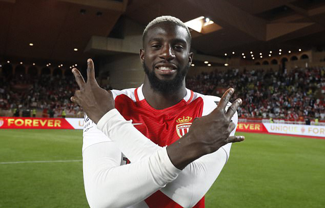 Bakayoko tới Chelsea, mở đường cho Matic sang M.U - Ảnh 1.