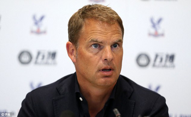 Crystal Palace chọn Frank de Boer làm HLV trưởng