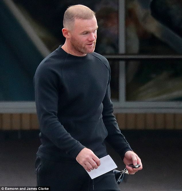 Lukaku sang M.U gi&aacute; 75 triệu bảng, Rooney chuẩn bị về Everton miễn ph&iacute; - Ảnh 2.