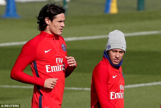 Cavani chê triệu bảng, không nhường Neymar đá phạt - Ảnh 1.