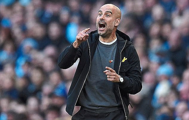 Pep Guardiola bị cảnh s&aacute;t điều tra - Ảnh 4.