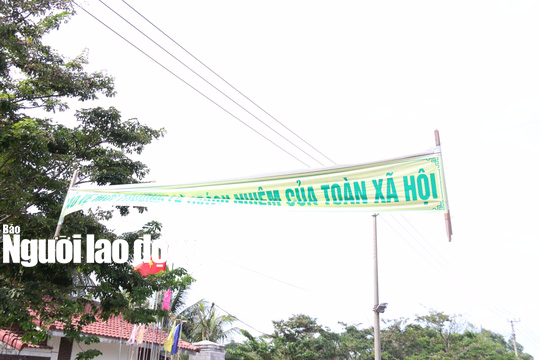 Nhiều cụ già dựng lều phản ứng nhà máy thép suốt 3 tháng trời - Ảnh 4.