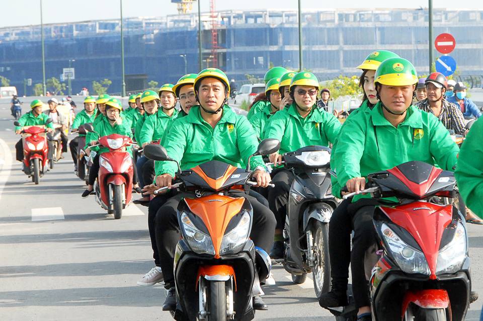 Xe ôm công nghệ Mai Linh khác gì Uber, Grab?