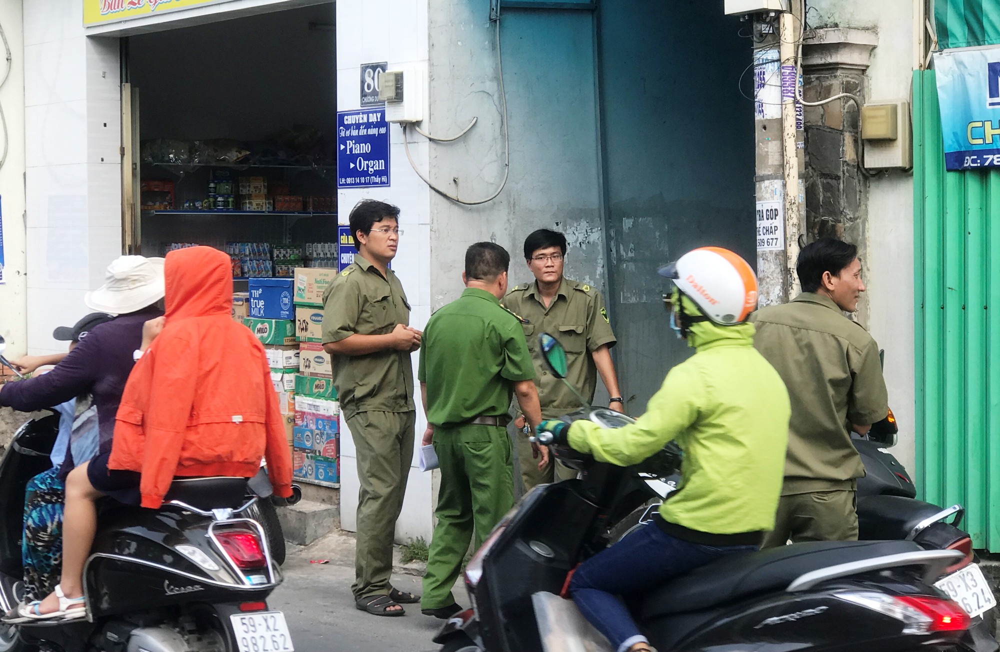 Vụ 3 người tử vong ở Thủ Đức: Chồng đầu độc vợ con rồi tự tử?