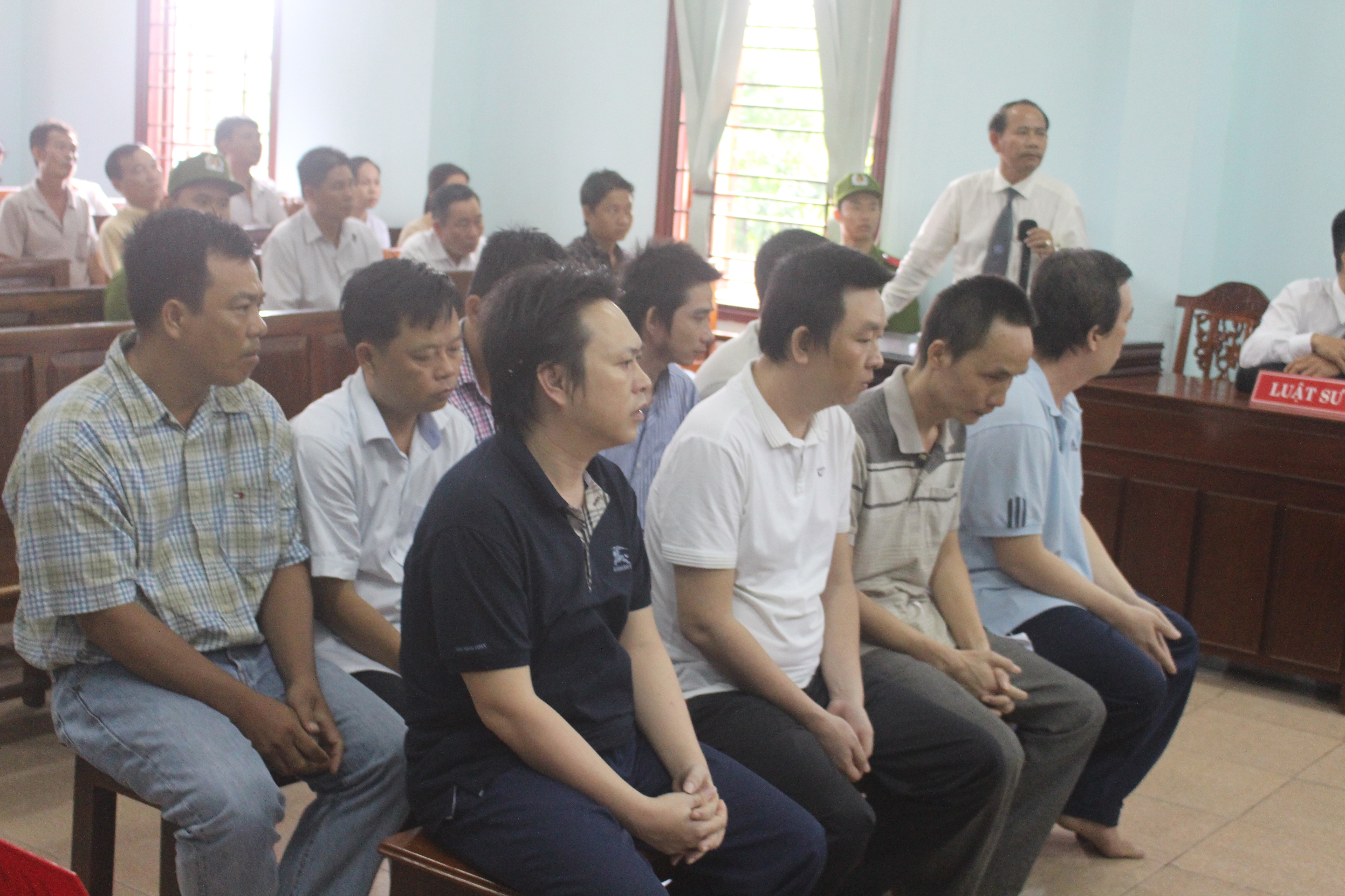 Xét xử 7 nguyên thanh tra giao thông nhận hối lộ: Lấy tiền mãi lộ để chạy chức