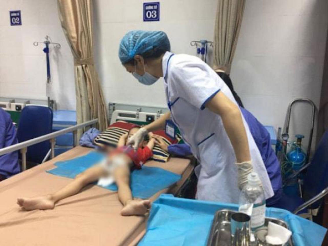 Hàng loạt trẻ bị sùi mào gà: Bất thường!