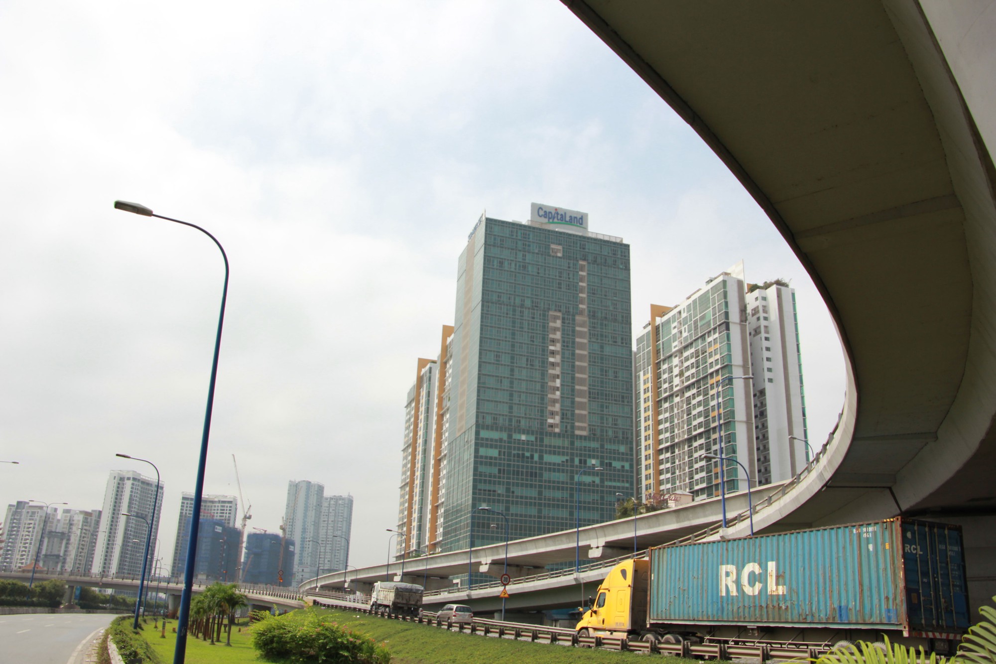 "Hiểu" TP HCM qua internet