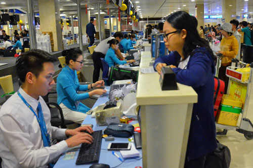 “Cuộc chiến” vé máy bay