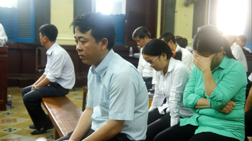 Vụ án tại VN Pharma: Cục Quản lý dược vô can sao? - Ảnh 1.