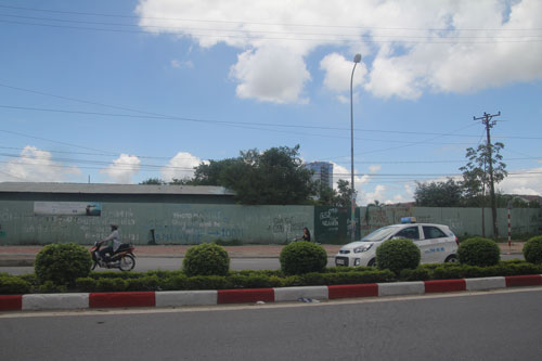 Bỏ hoang "đất vàng"