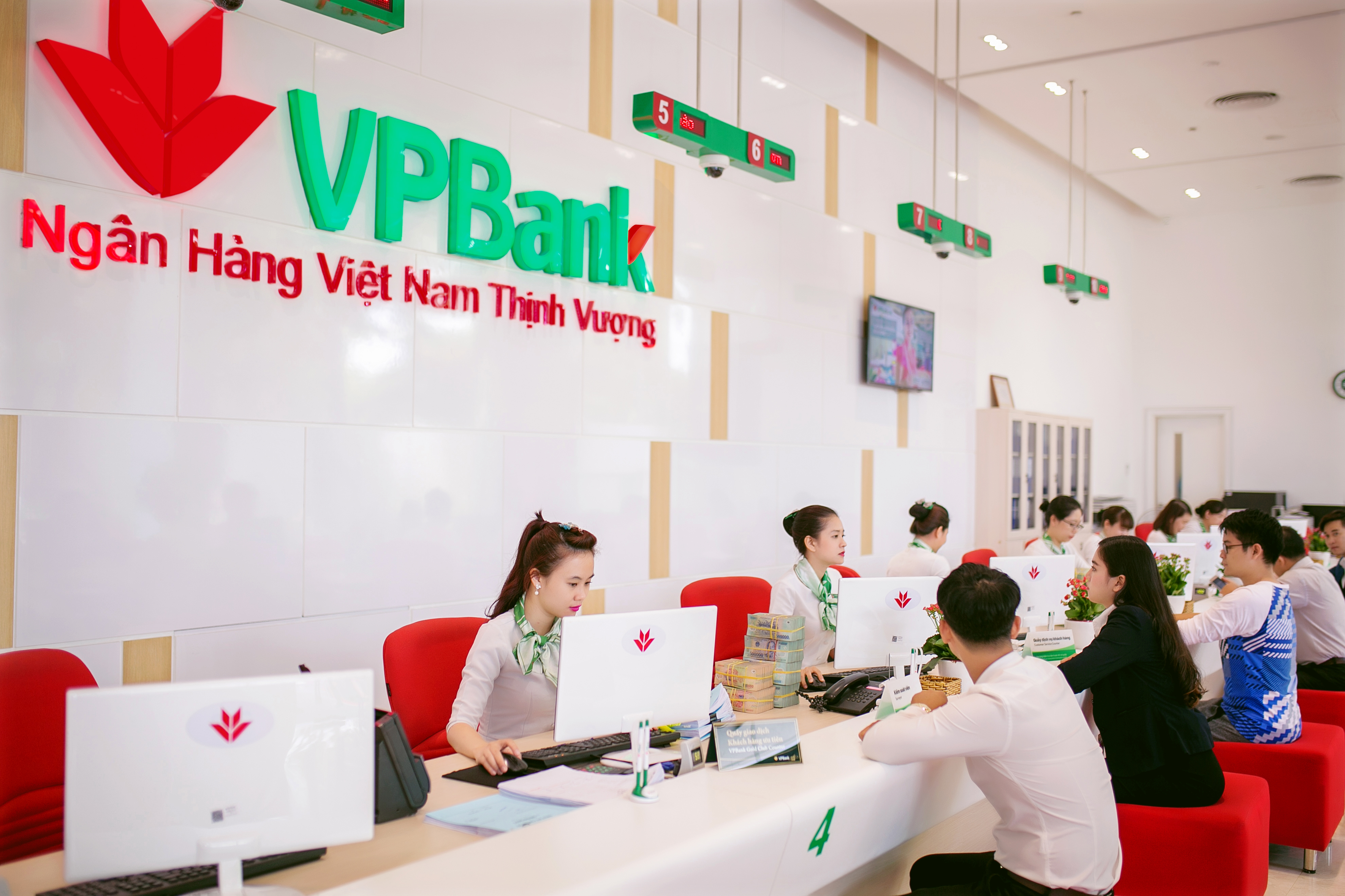 VPBank đạt 5.635 tỉ đồng lợi nhuận trong 9 tháng đầu năm