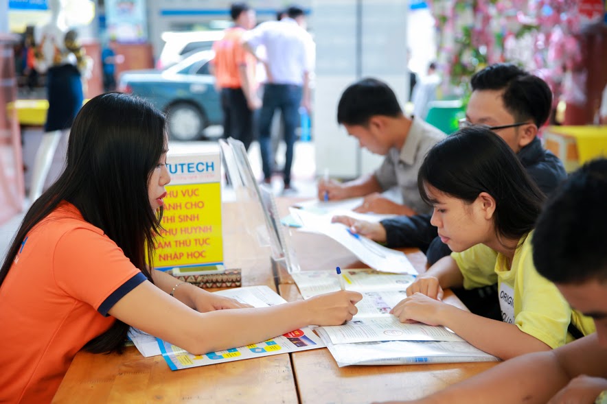 Nhiều trường ĐH chưa có thí sinh nhập học