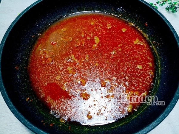Trời mưa ăn cá nục kho măng đậm đà, cả nhà ngon cơm - Ảnh 6.