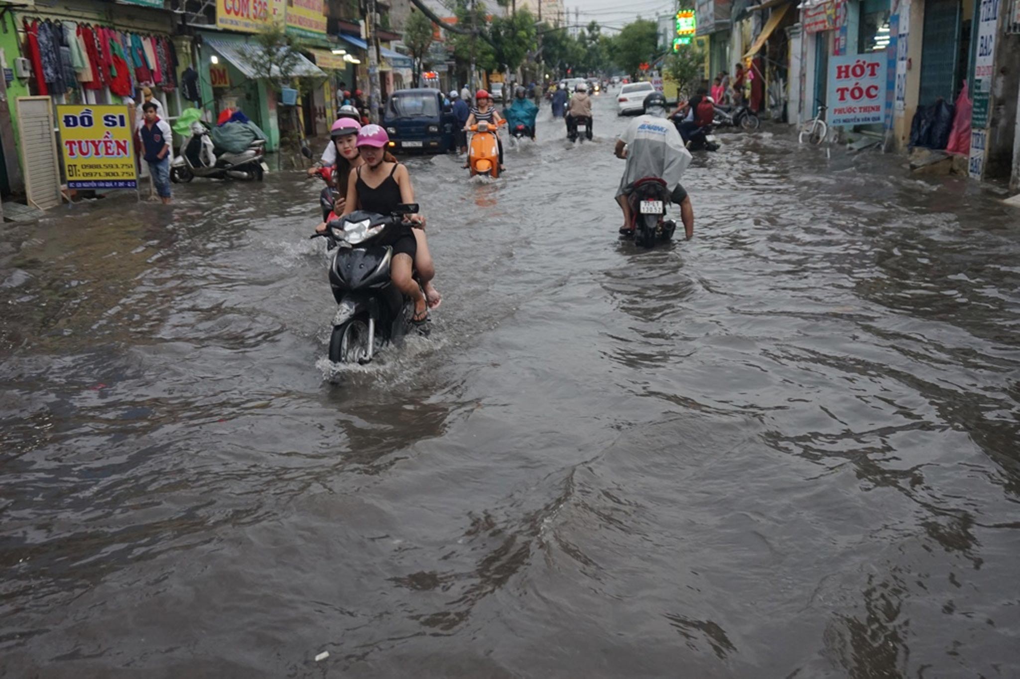 Xong dự án, vẫn ngập nặng!