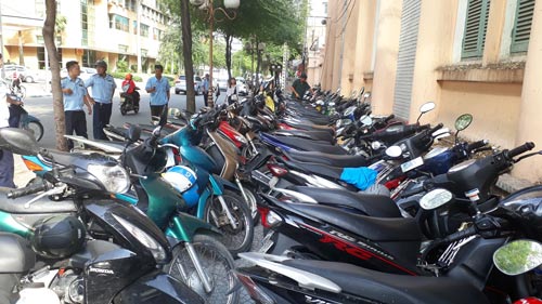 Ông Đoàn Ngọc Hải: "Phường ngó lơ, tôi phải xuống đường"
