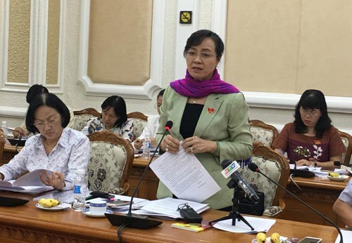 Nghe ý kiến đóng góp để phục vụ dân tốt hơn