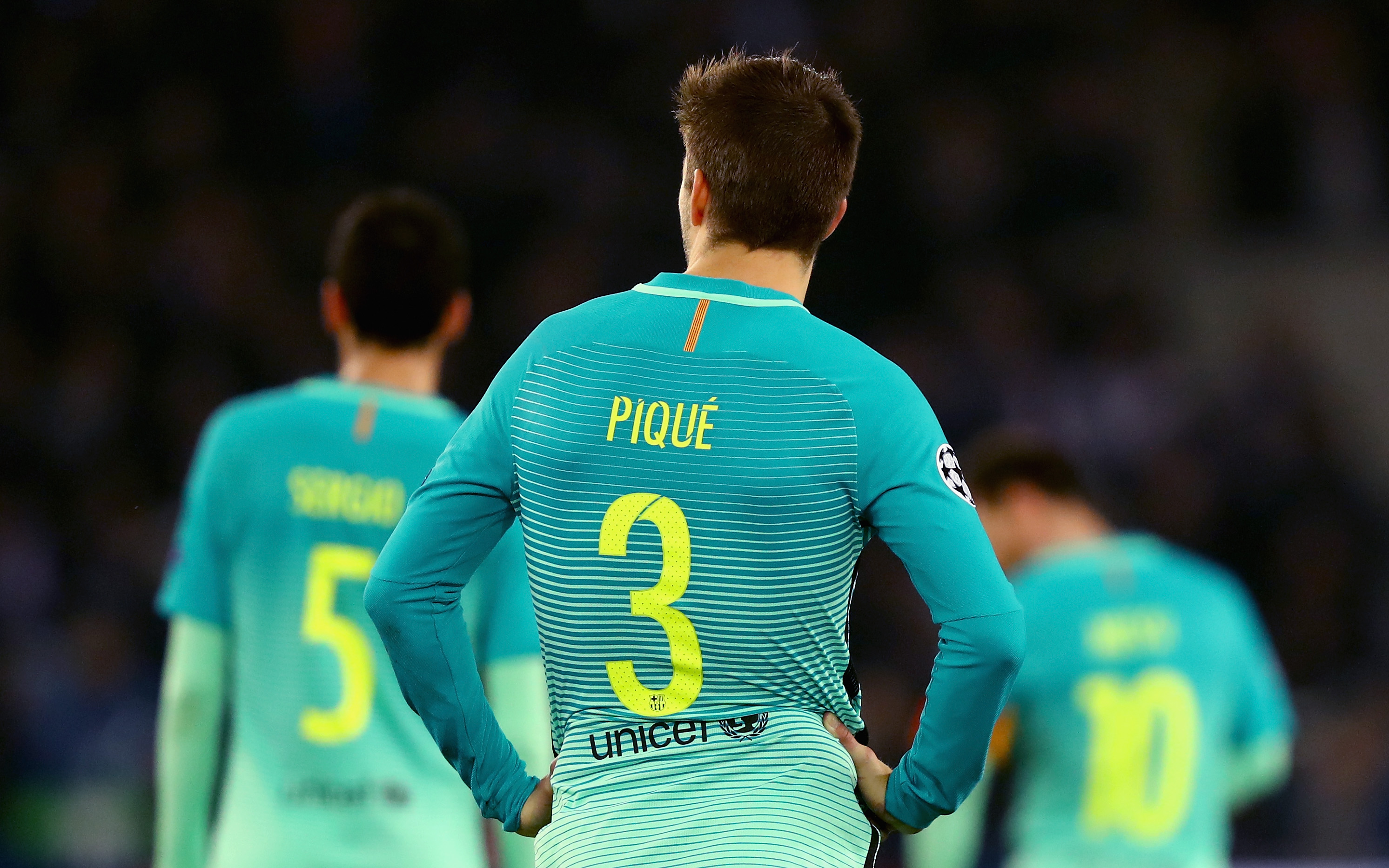 Từ ứng cử viên số 1 vô địch Champions League, Barcelona rơi xuống thứ 9 sau trận thua PSG