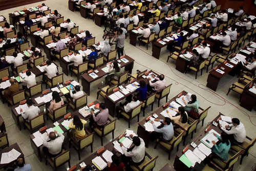 Tìm giải pháp trị "bệnh" họp nhiều