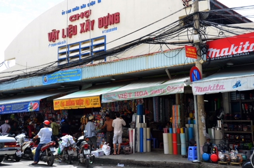 Tiểu thương "đòi" quyền sở hữu sạp