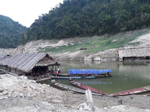 Khốn khổ vì thủy điện
