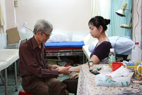 Chưa thể dời trụ sở khu phố lấn chiếm hẻm