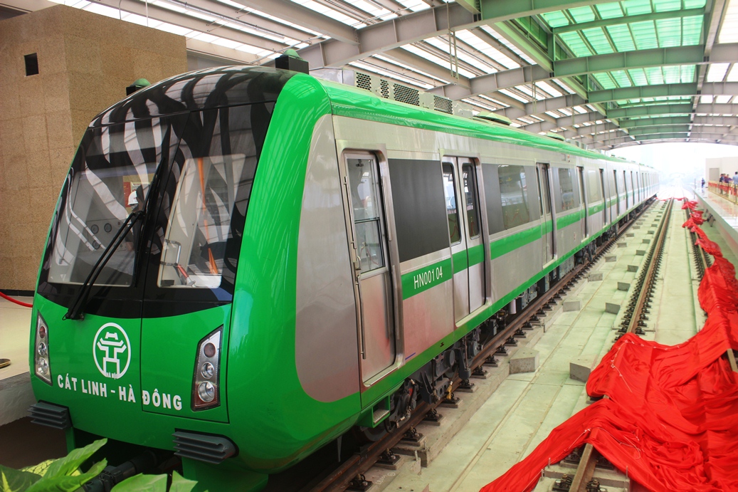 H&aacute;o hức mục sở thị t&agrave;u đường sắt C&aacute;t Linh - H&agrave; Đ&ocirc;ng - Ảnh 6.
