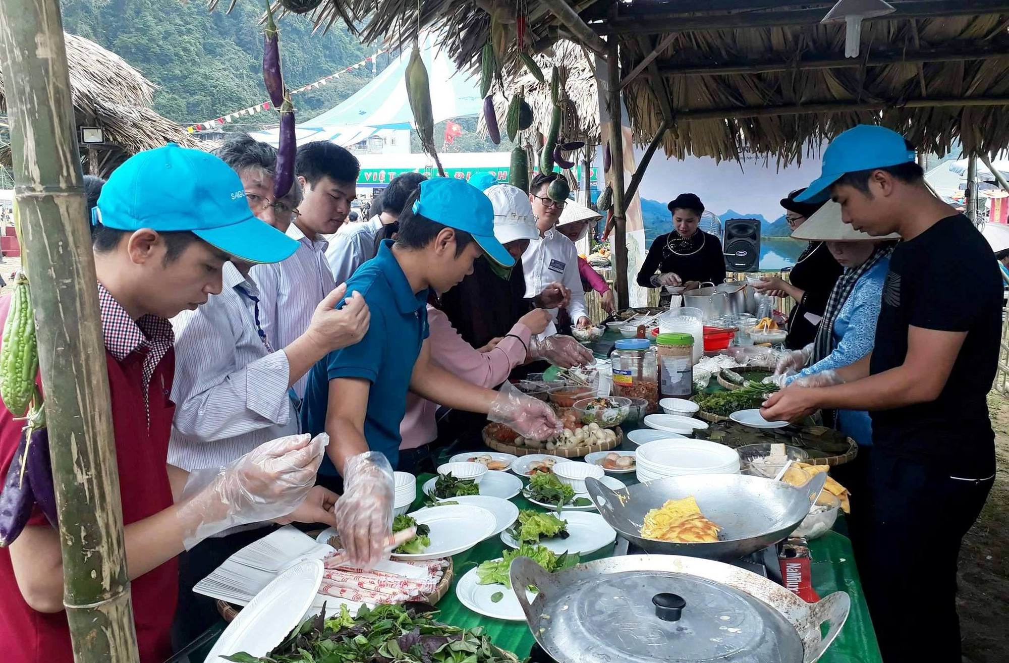 Đặc sắc ẩm thực 3 miền trên vùng Tây Bắc - Ảnh 5.
