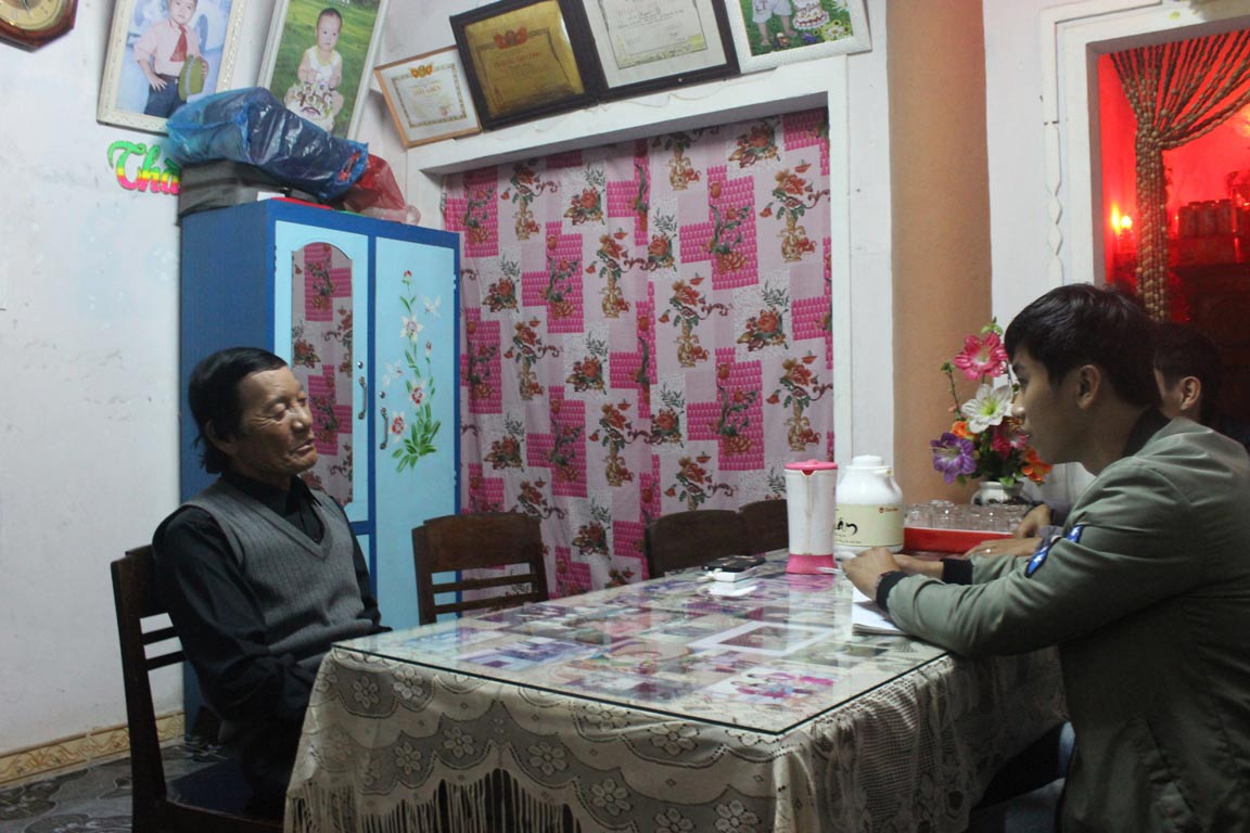 Giữ sinh kế bên sông Thu