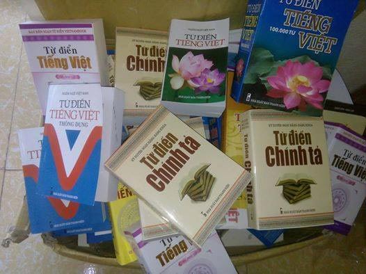 SAI NHƯ… TỪ ĐIỂN! (*): Từ điển thật hay giả?