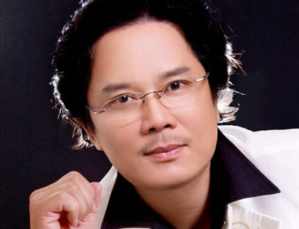 Công Hậu làm "Kẻ đào mộ"