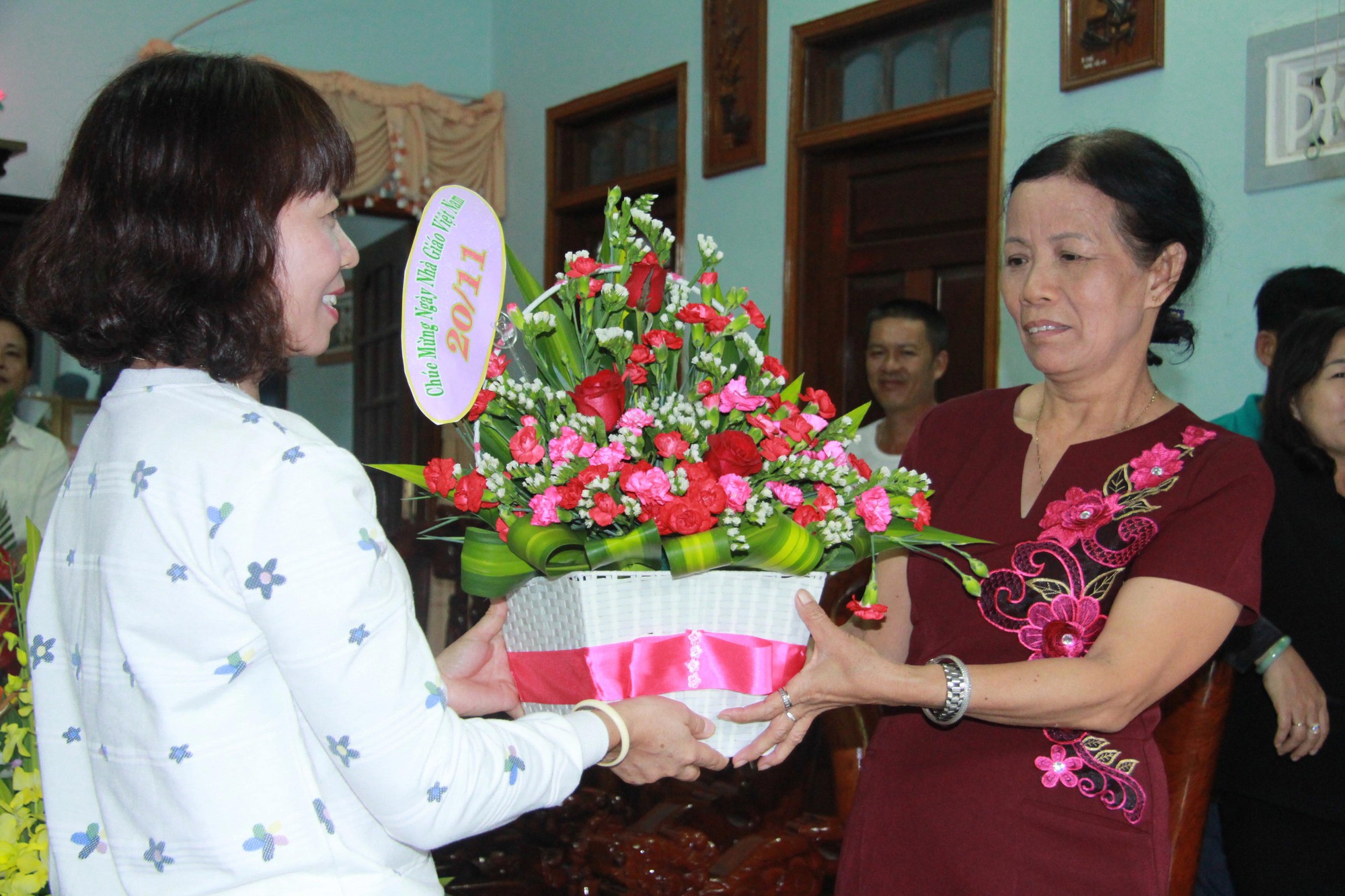Những người đi gieo chữ tâm