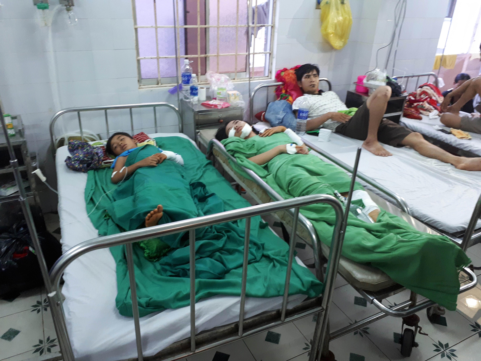 Những tiếng nổ giữa thời bình: Đi tìm… cái chết