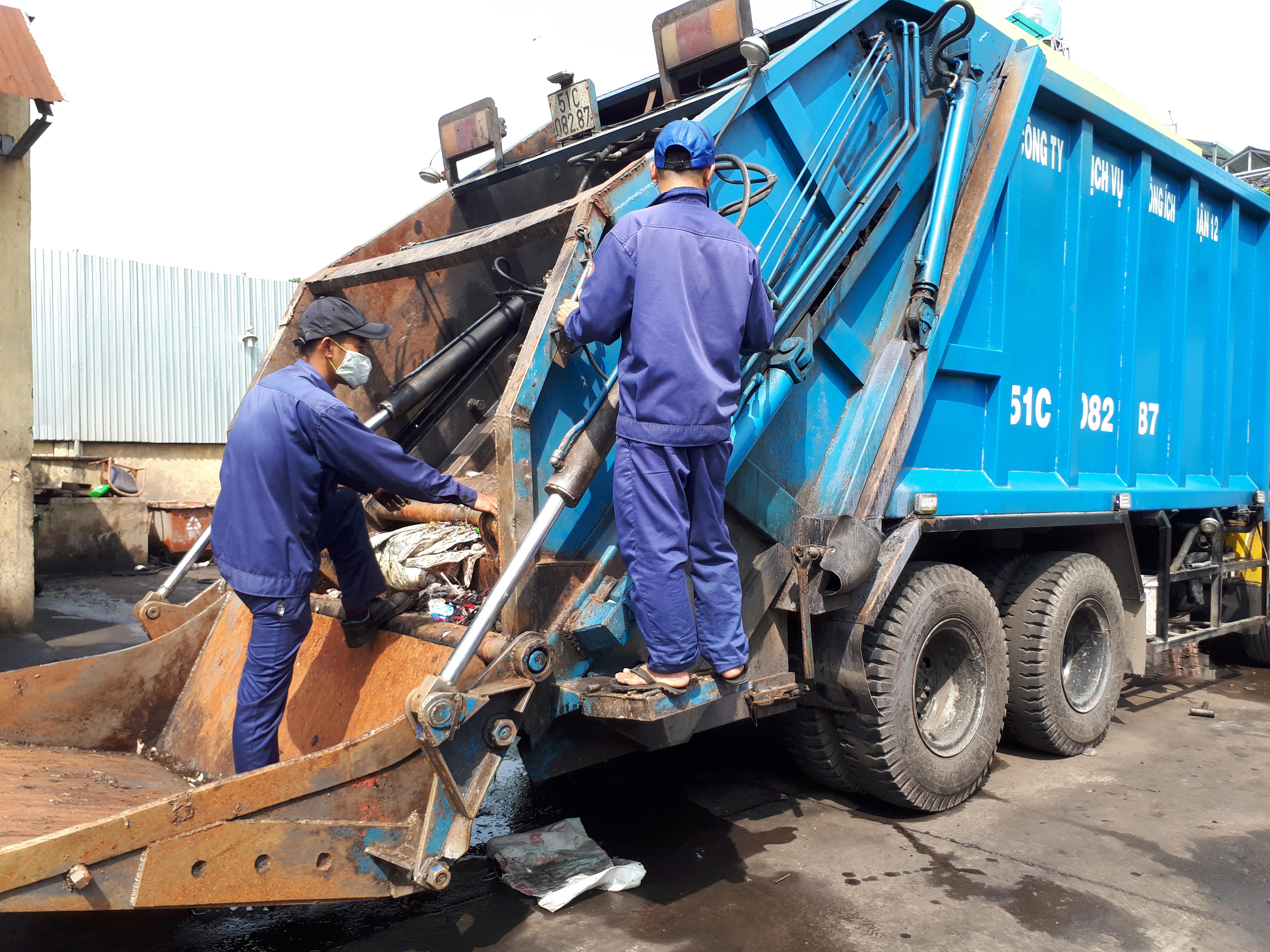 Khốn khổ vì bị nợ lương
