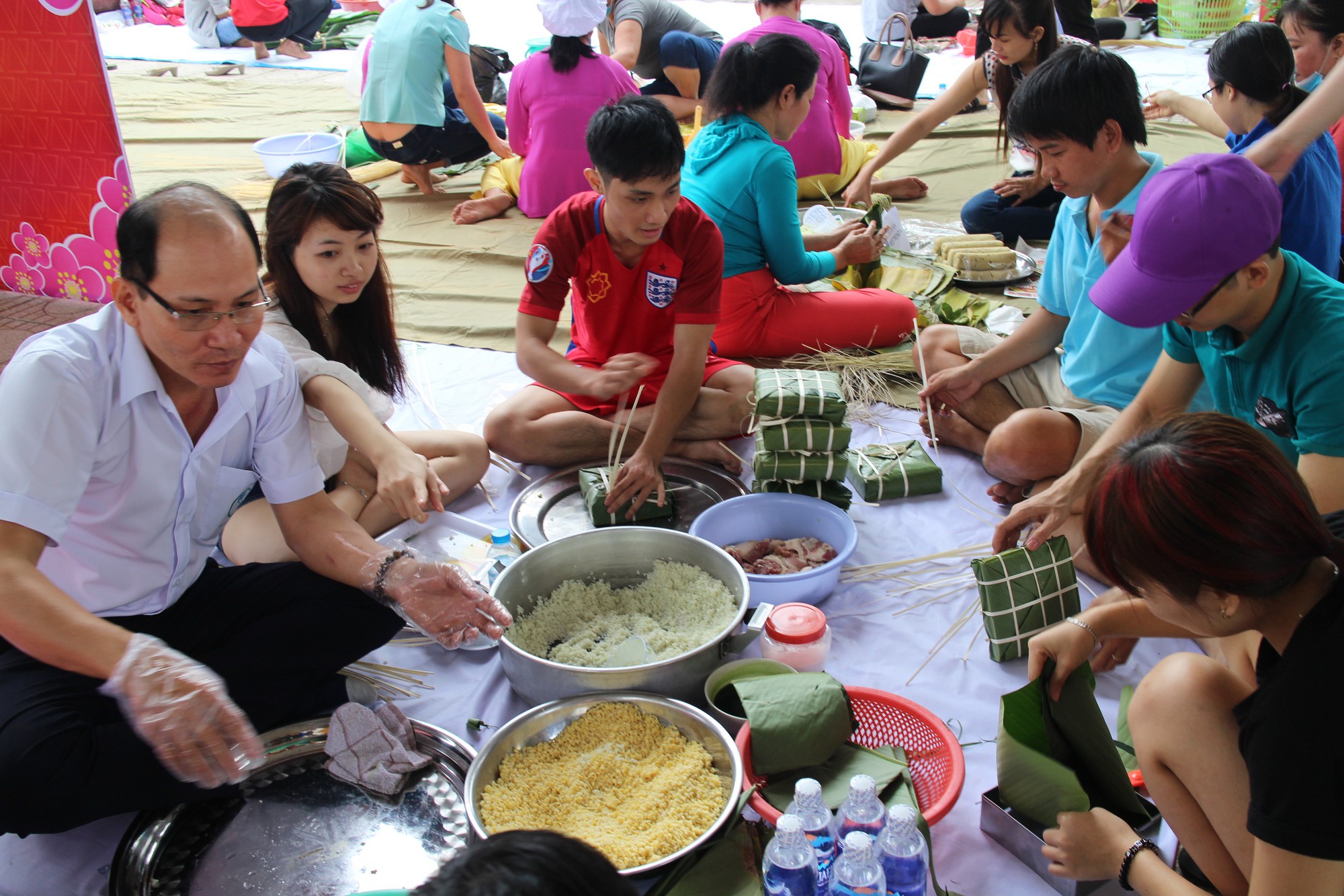 Tết sẻ chia với công nhân