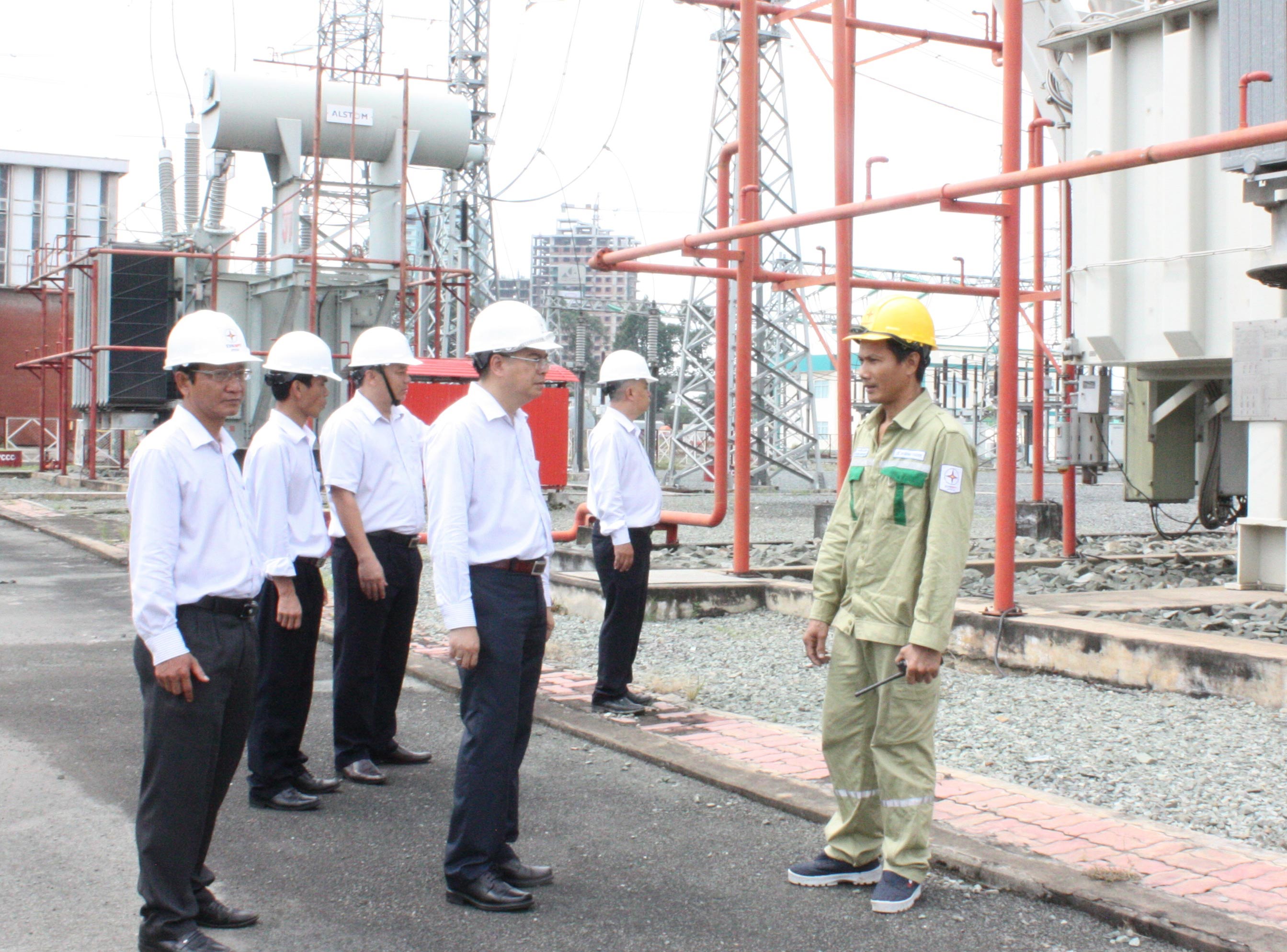 S&aacute;ng kiến bật ra từ thực tiễn - Ảnh 1.