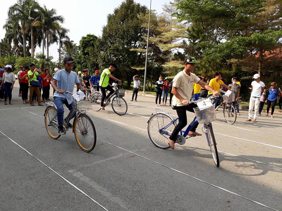 Sân chơi cho công nhân người dân tộc