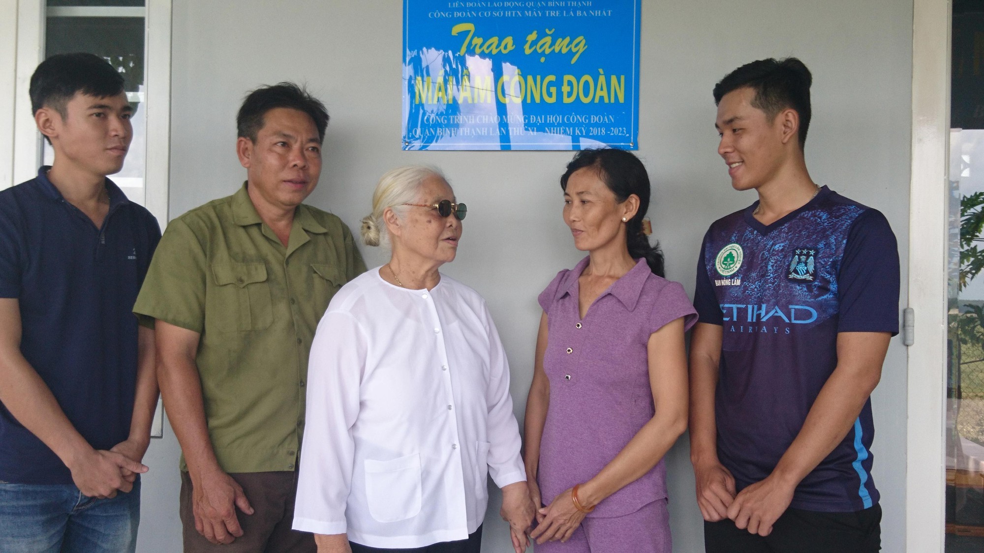 Giúp công nhân có nhà ở