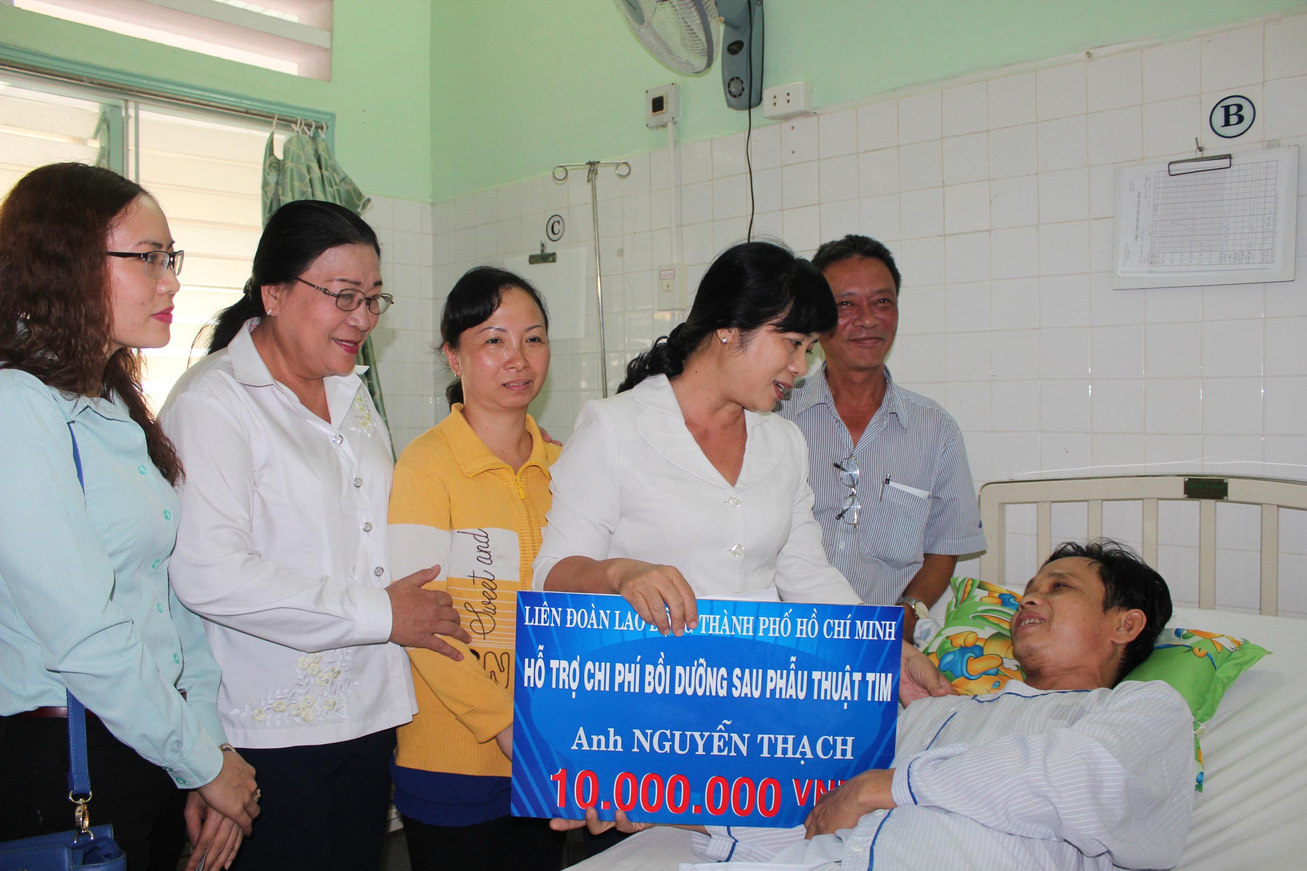 Mổ tim miễn phí cho 40 công nhân, con công nhân