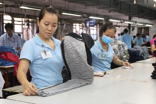 Người lao động tự giữ sổ BHXH