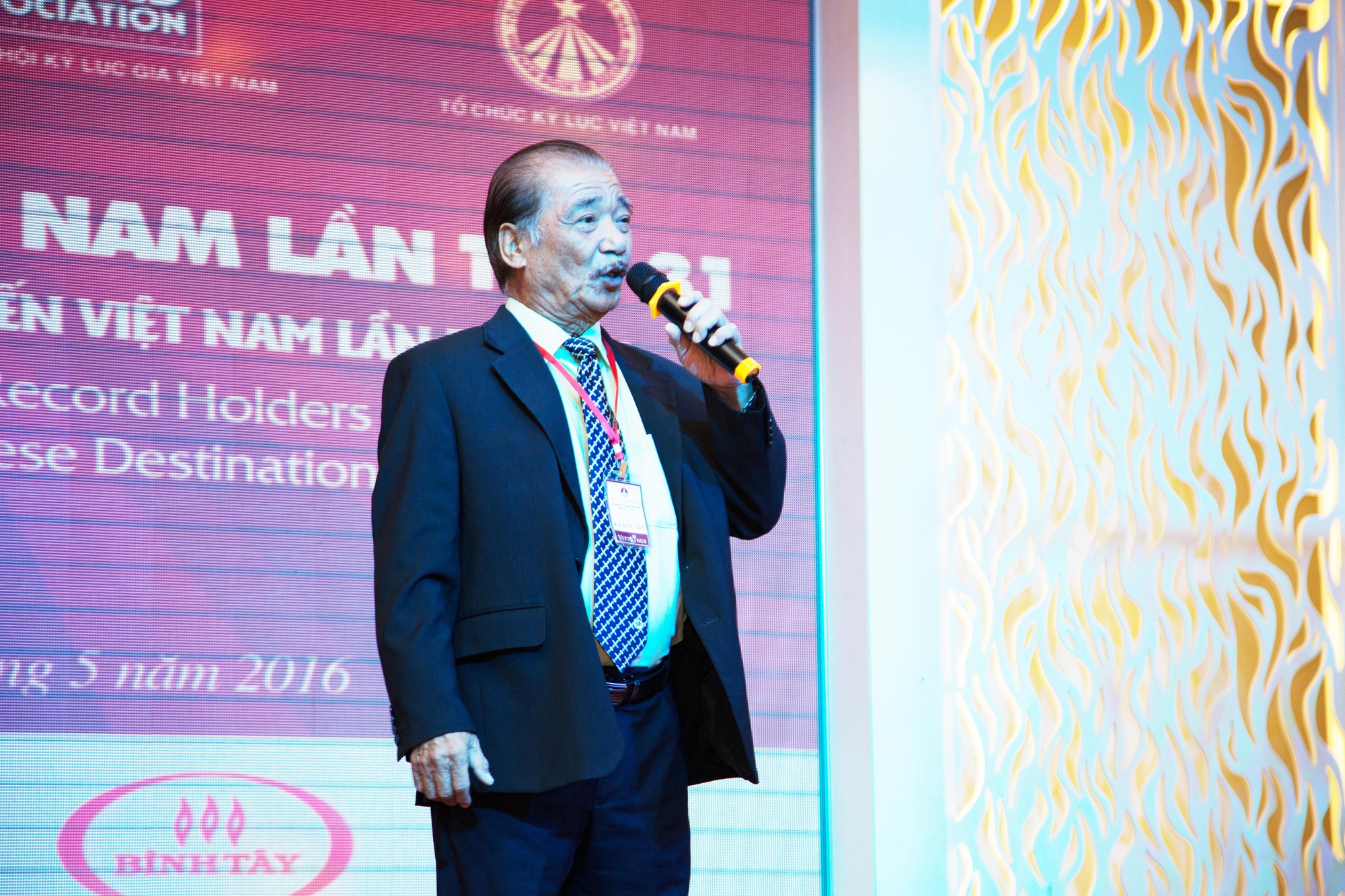 Sân chơi văn nghệ cho công nhân các khu công nghiệp
