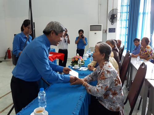 Họp mặt 200 cán bộ Công đoàn các thời kỳ