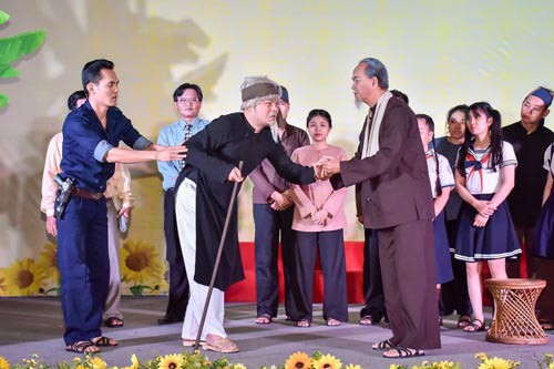 Nhân rộng điển hình học tập Bác