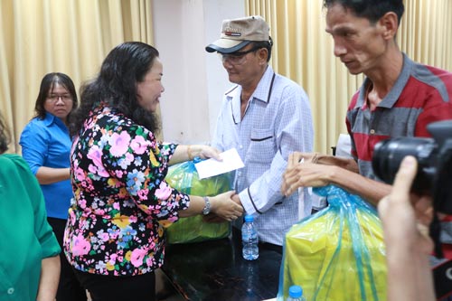 Tuyên dương lao động tiêu biểu