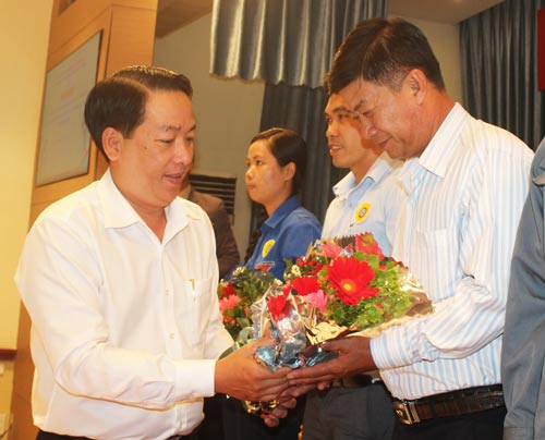 Tuyên dương 24 tập thể, cá nhân học tập Bác