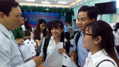27 doanh nghiệp tham gia tuyển dụng